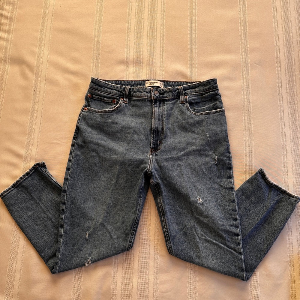 Abercrombie & Fitch Skinny High Rise Distressed Raw Hem Jeans Blue 31 12S